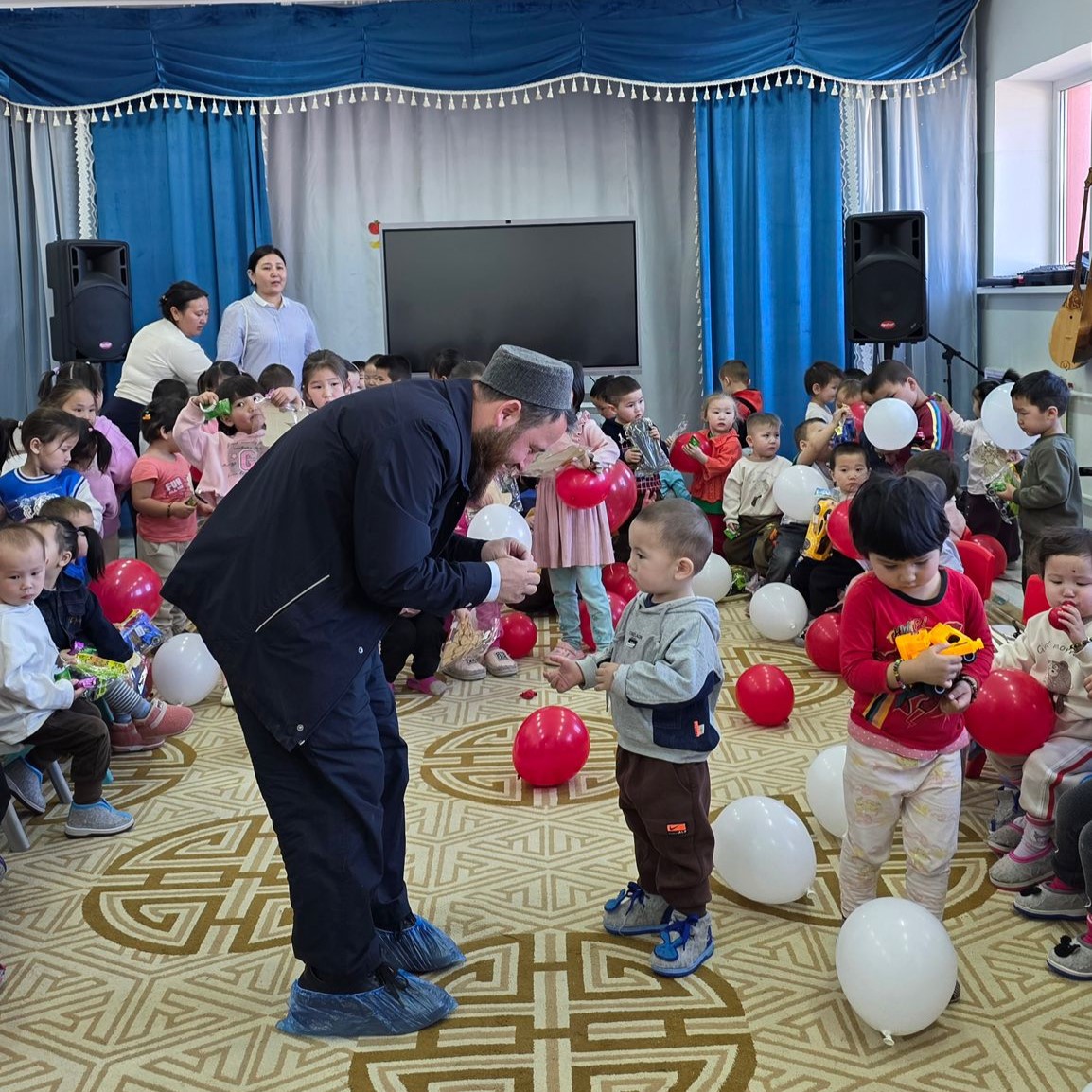 Sınırları Aşan Gönül Köprüleri